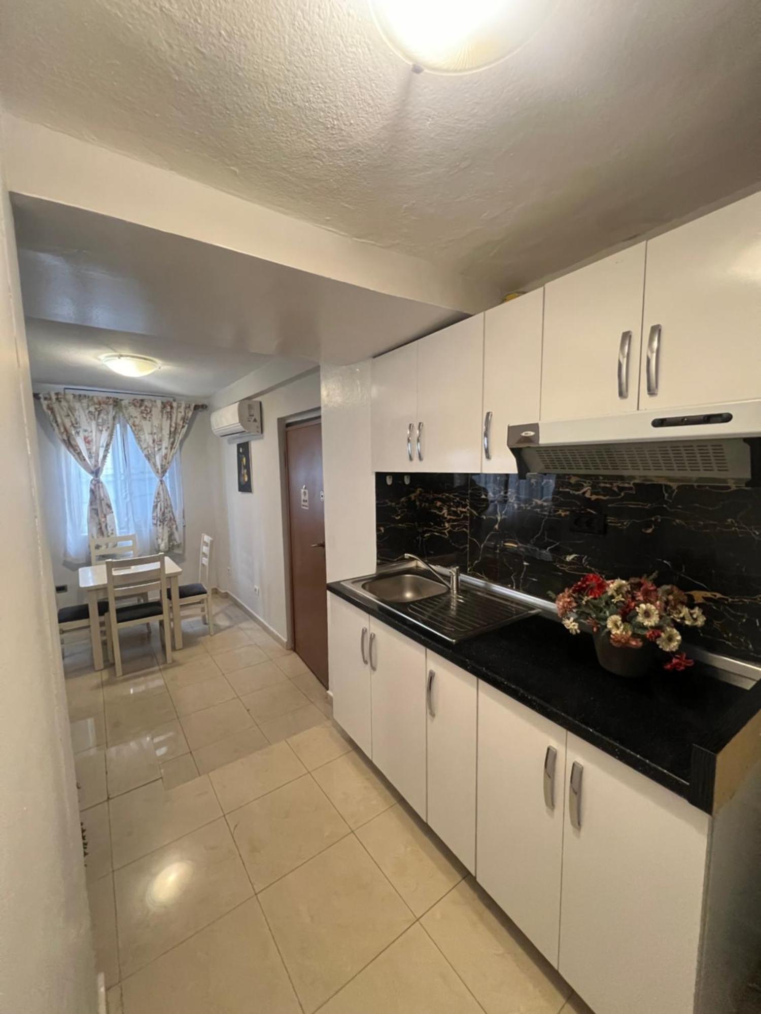 Tirana Center Apartment Ngoại thất bức ảnh